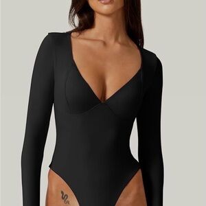 Chic Black Long Sleeve Bodysuit